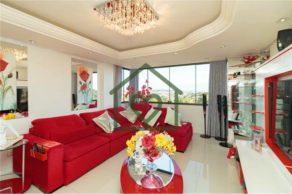 Apresentamos um excelente duplex residencial à venda em Santa Tereza, Porto Alegre, localizado na v...