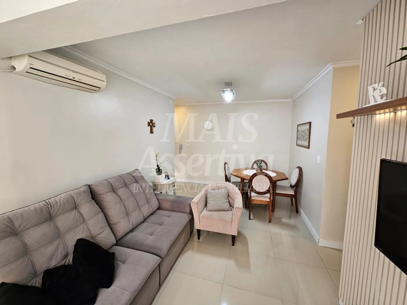 Imagem Apartamento térreo, semi mobiliado para venda - 66m²
