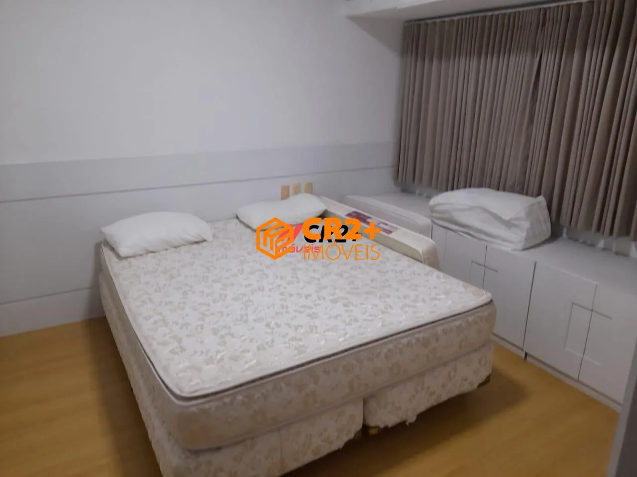 Imagem Cobertura a Venda com 5 Quartos, 3 suítes e Piscina com 460m² em Boa Viagem em R