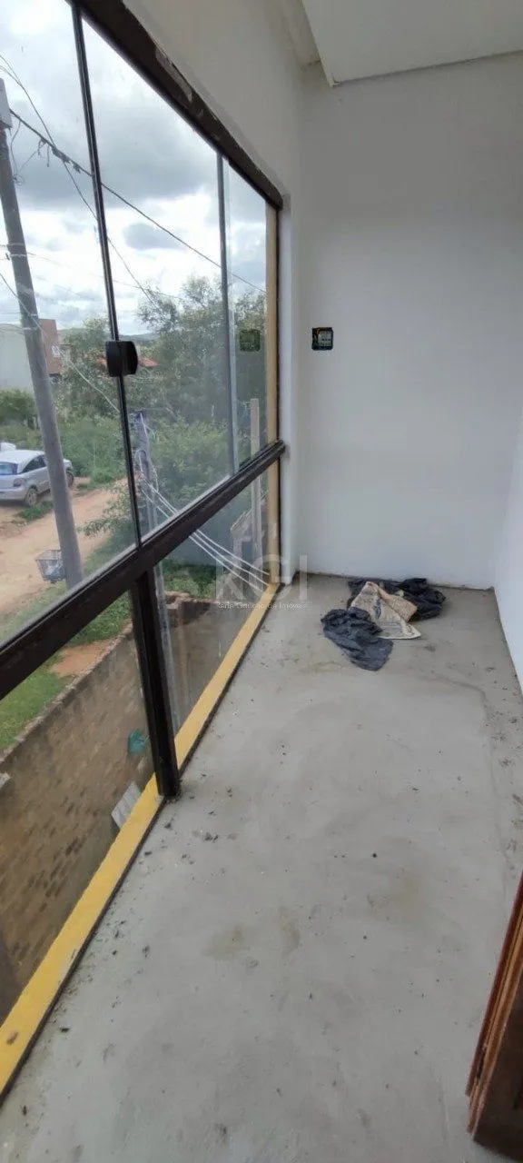 Imagem Casa com Piscina no bairro Lami