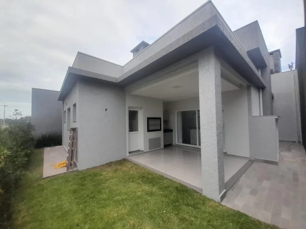 Imagem Casa em Condominio 3 Dormitórios - Bairro Arroio Teixeira