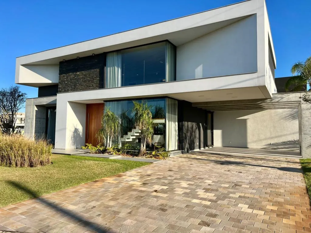Imagem Casa em Condominio 5 Dormitórios - Bairro xangri-la