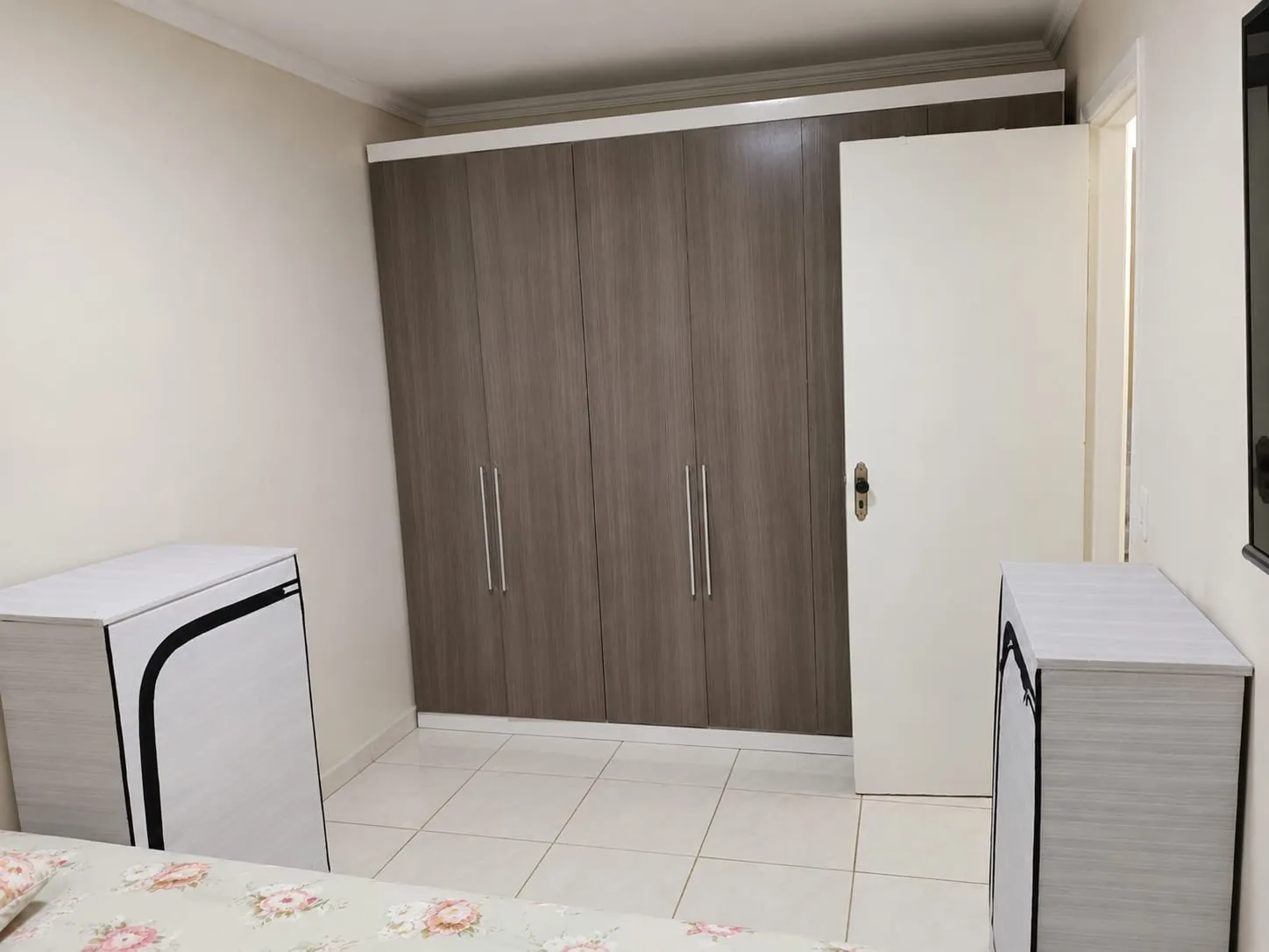 Imagem VENDO LINDO APARTAMENTO NO BAIRRO JARDIM PIRAJUSSARA!