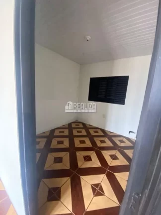 Imagem Casa de 2 dormitórios à venda no Residencial 2000, Uberaba