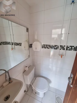 Imagem Casa de alto padrão em condomínio na Barra da Tijuca, Rio de Janeiro: 4 quartos, 3 suítes, 3 vagas, 250m². Imperdível!