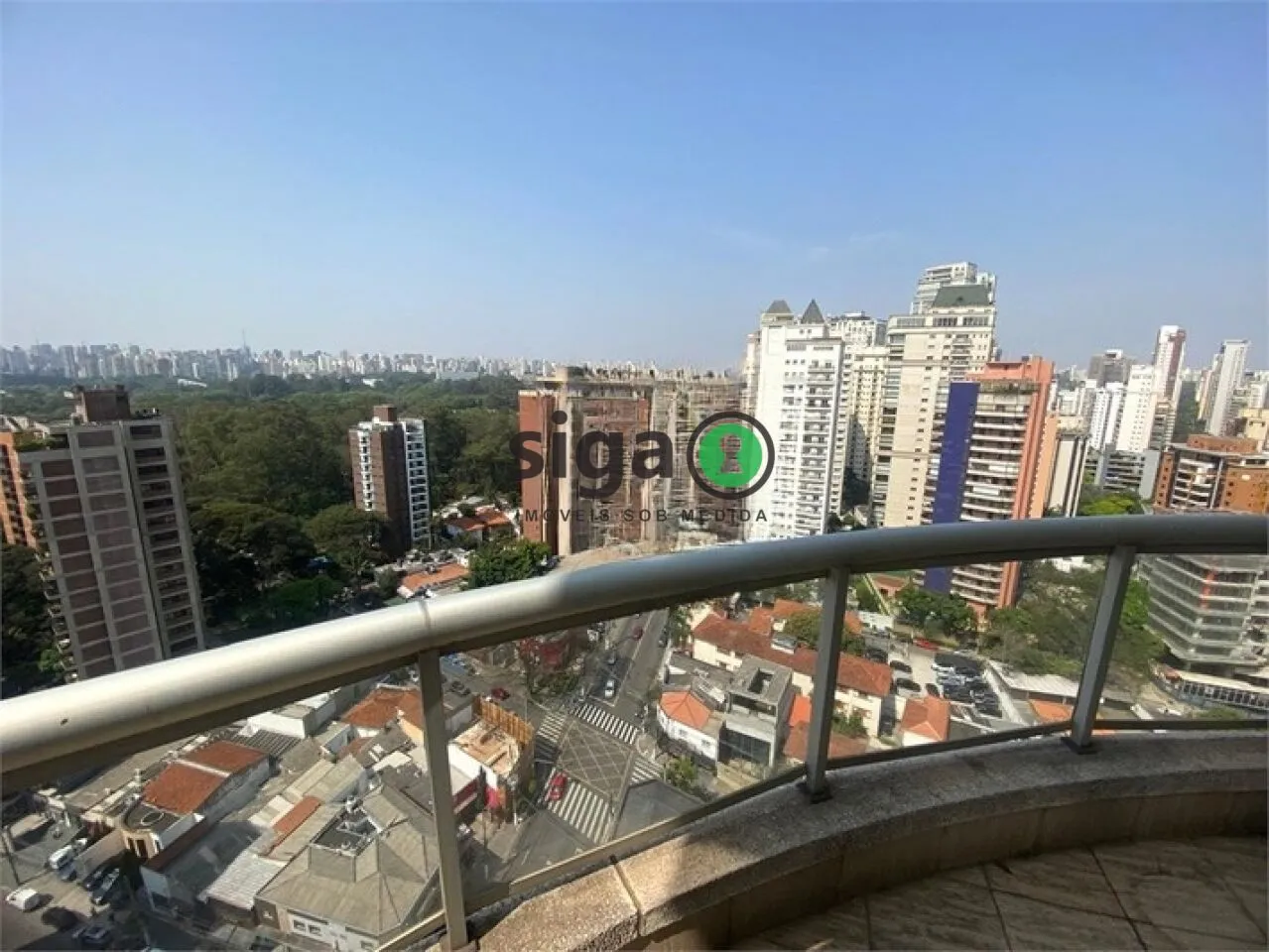 Imagem Apartamento Duplex Alto Padrão na Vila Nova Conceição de 2 Suítes com 3 Vagas à Venda.