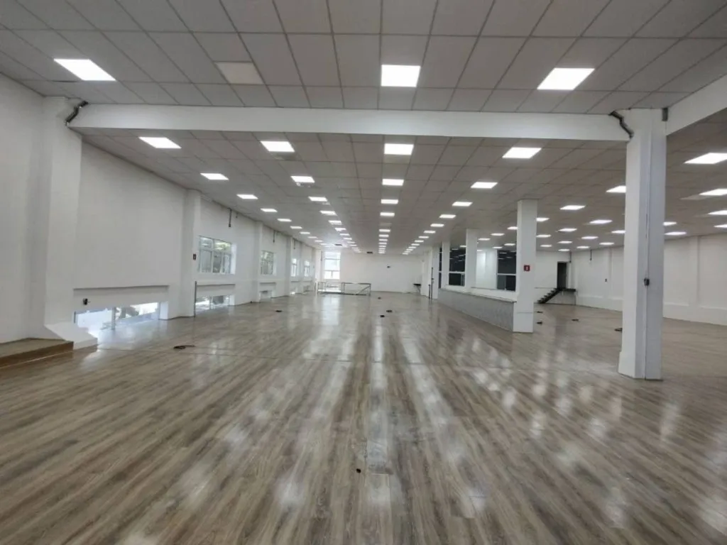 Imagem Salão para alugar, 1710 m² por R$ 47.085/mês - Rudge Ramos - São Bernardo do Campo/SP