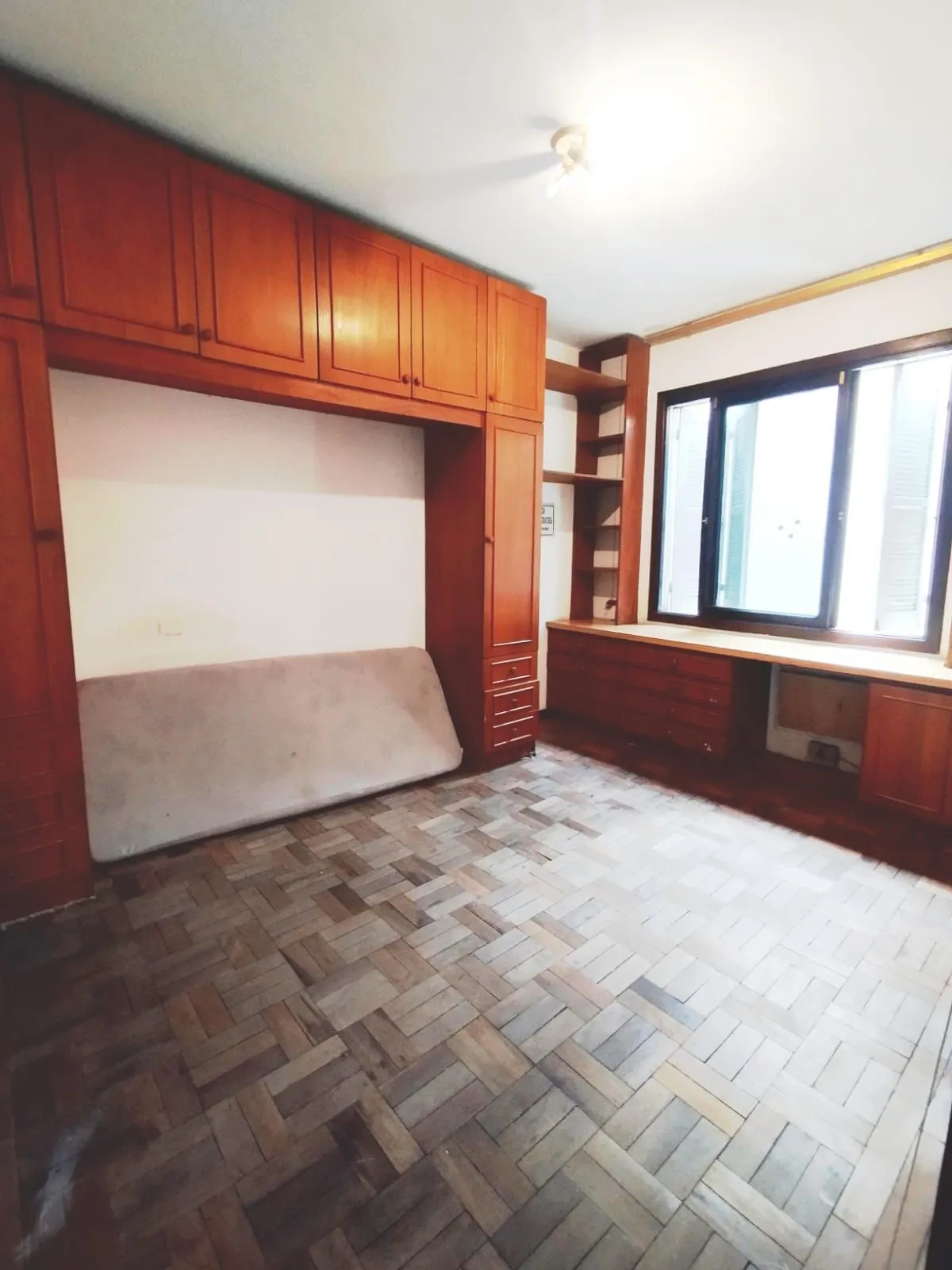 Imagem Apartamento 3 dormitórios à venda no Centro Histórico de Porto Alegre