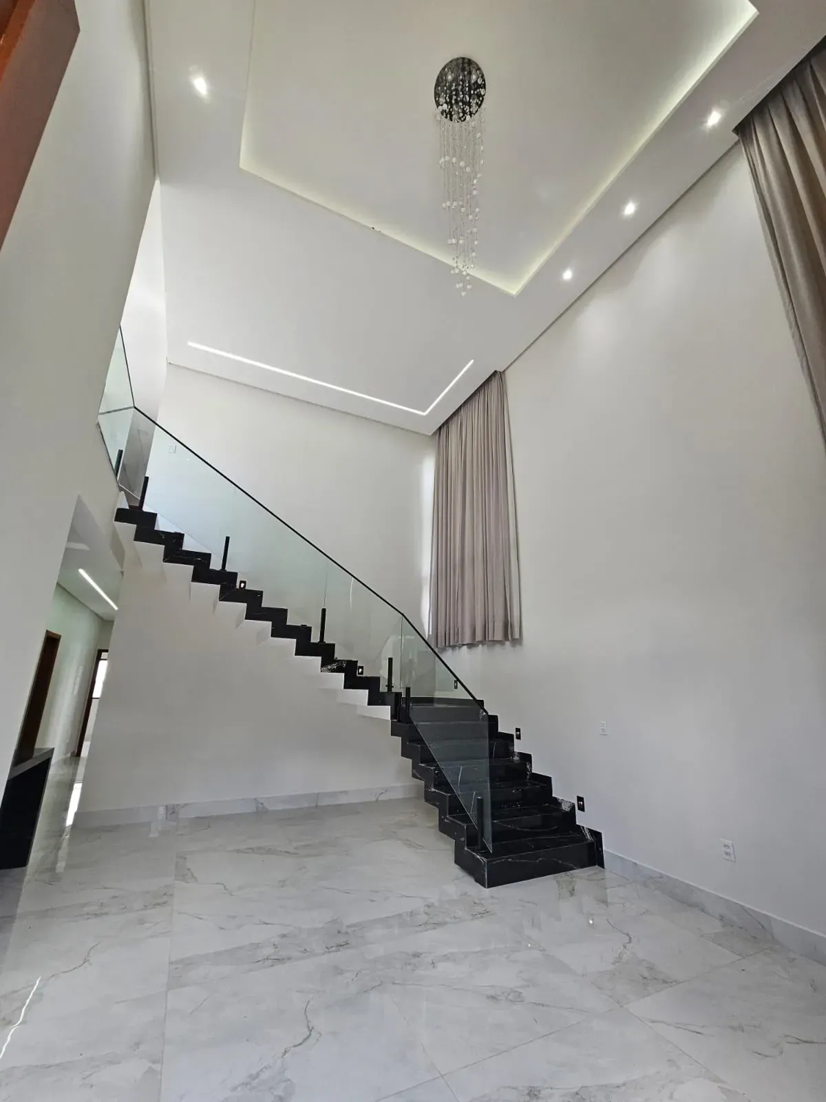 Imagem Casa de Condomínio com 5 Quartos à Venda, 200 m² em Cajupiranga - Parnamirim