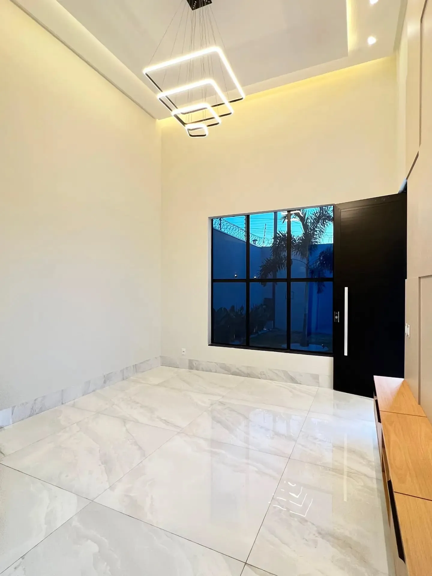 Imagem Casa Sozinha No Lote No Faicalville Com Lazer Completo