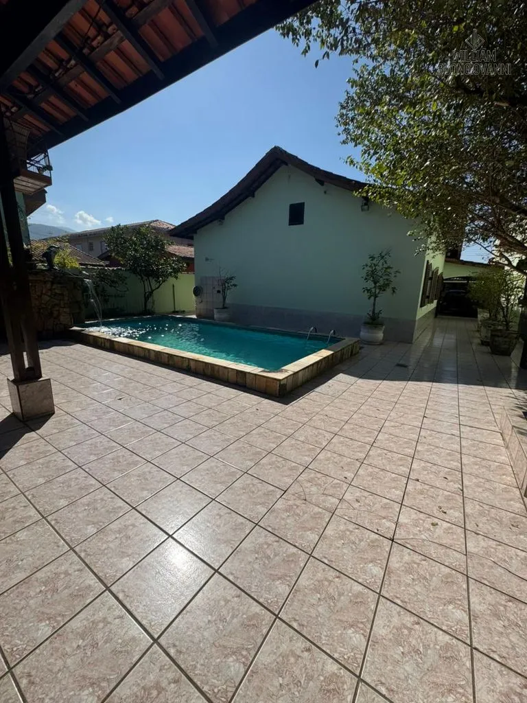 Imagem CASA ISOLADA MOBILIADA COM PISCINA - FLÓRIDA | PRAIA GRANDE/SP