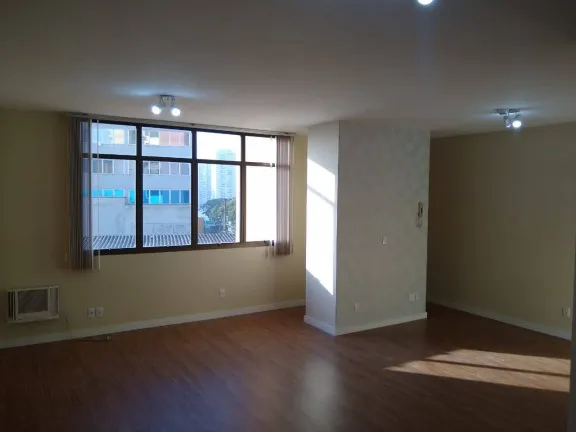 Imagem Sala Comercial à Venda ou Locação, 40 m² em Centro - Jundiaí