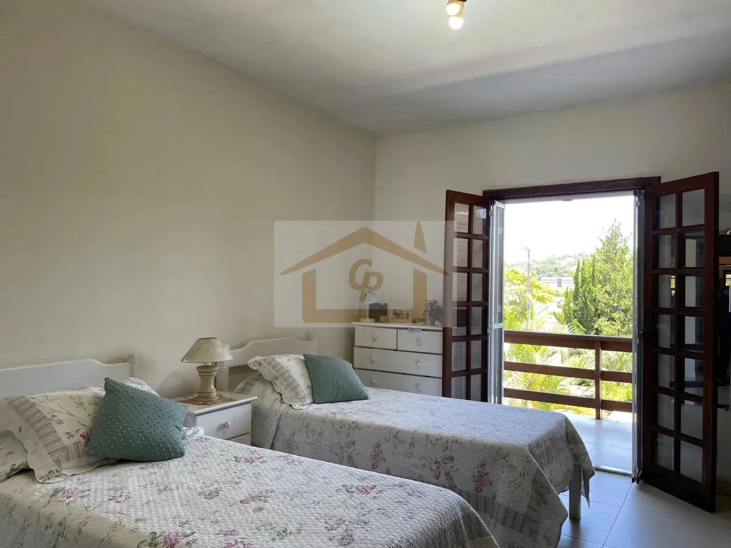 Imagem Casa em Condomínio, 3 quartos (1 suíte) 4 vagas