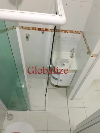 Imagem Kitnet térreo no Embaré em Santos com passagem para a praia por $ 270.000,00