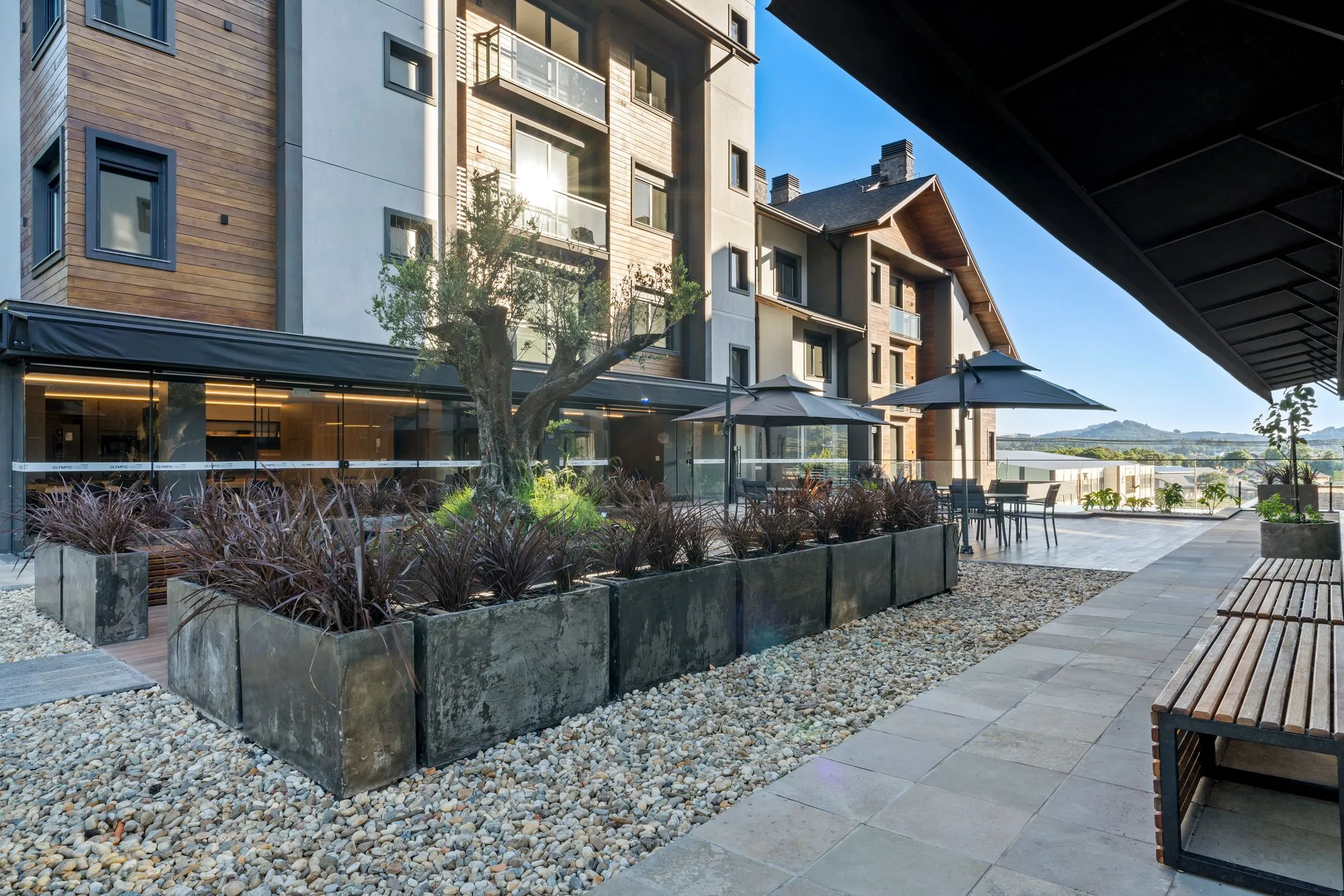 Imagem Apartamento à venda em Gramado, Vale das Montanhas, com 2 quartos, 62.21m2