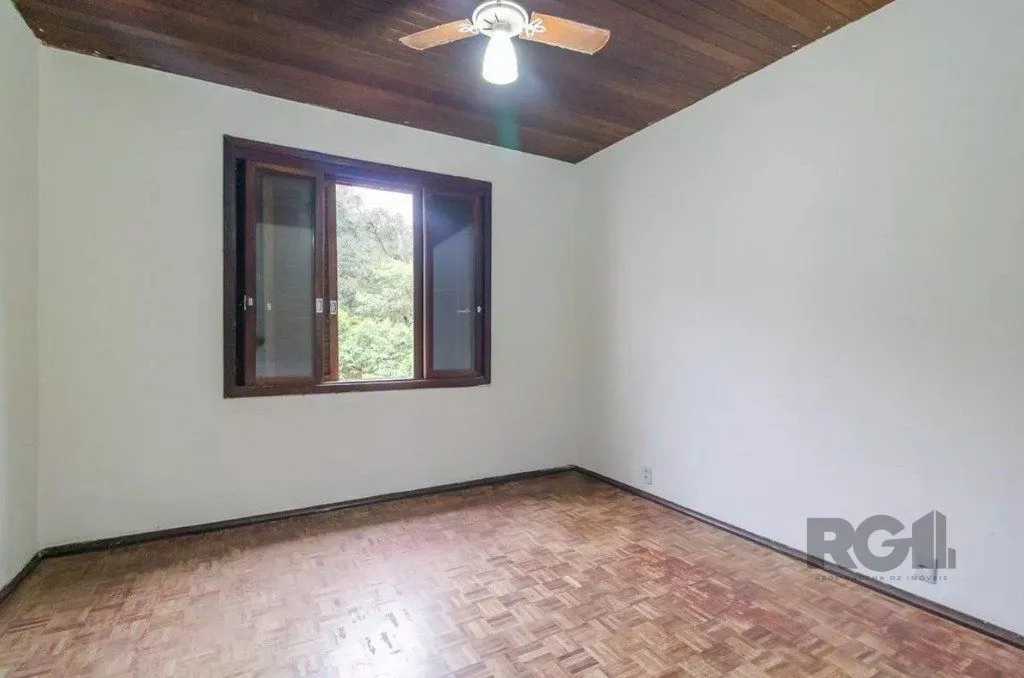 Imagem Casa para Venda - 160m², 3 dormitórios, sendo 1 suite, 2 vagas - Teresópolis