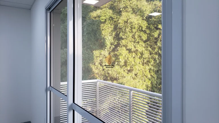 Imagem SALA COMERCIAL 40 M² COM VARANDA PARA LOCAÇÃO - PRÓXIMO AO METRÔ BUTANTÃ LINHA AMARELA - BUTANTÃ - SÃO PAULO/SP