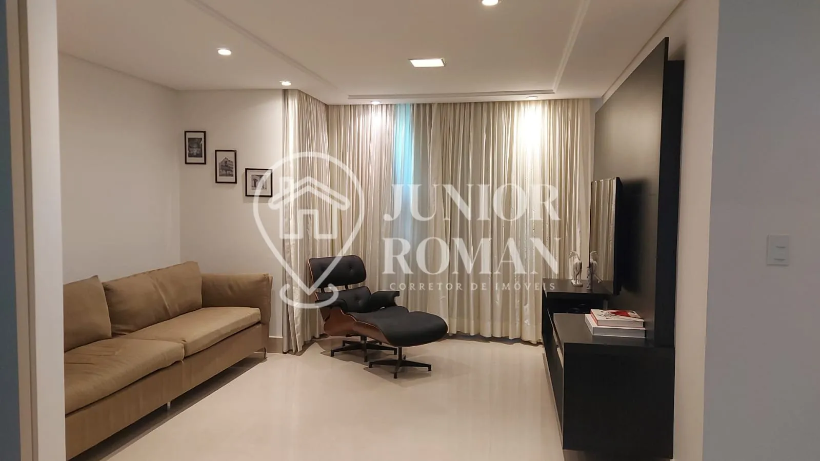 Imagem SOBRADO ALTO PADRÃO A VENDA NO RENATO GONÇALVES - BARREIRAS/BA