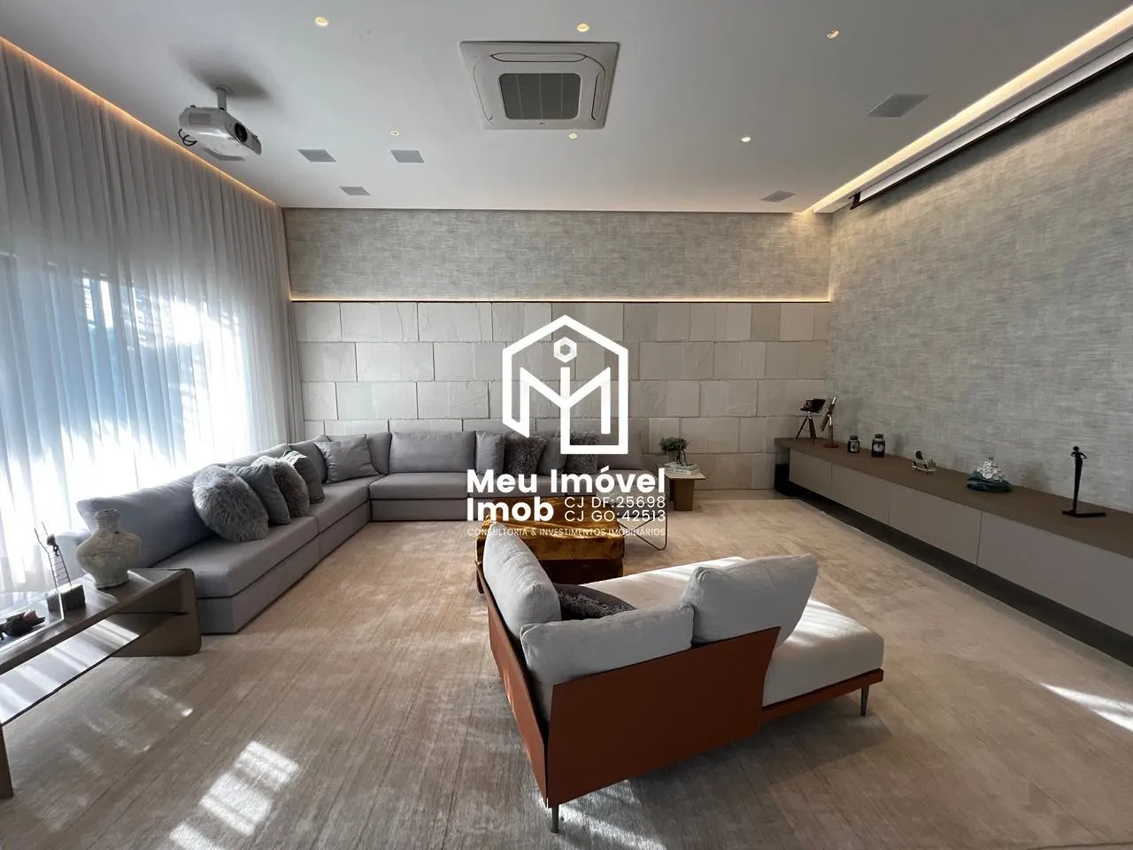 Imagem Casa 4 Quartos 4 Suítes 7 Vagas 860m² Mobiliado Park Way/DF
