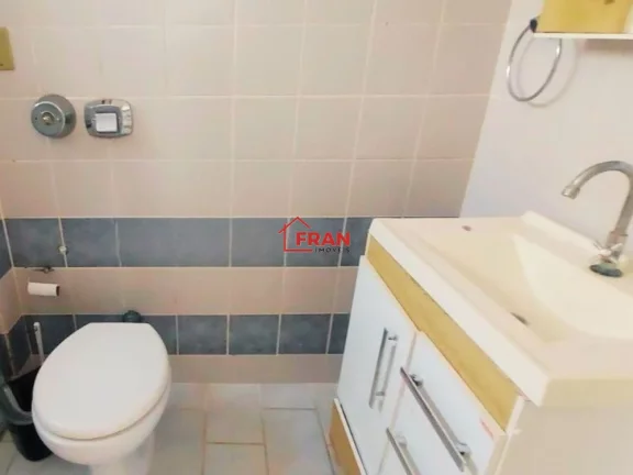 Imagem Excelente Apto com 115m² privativos 3 Suites,4 banheiros.