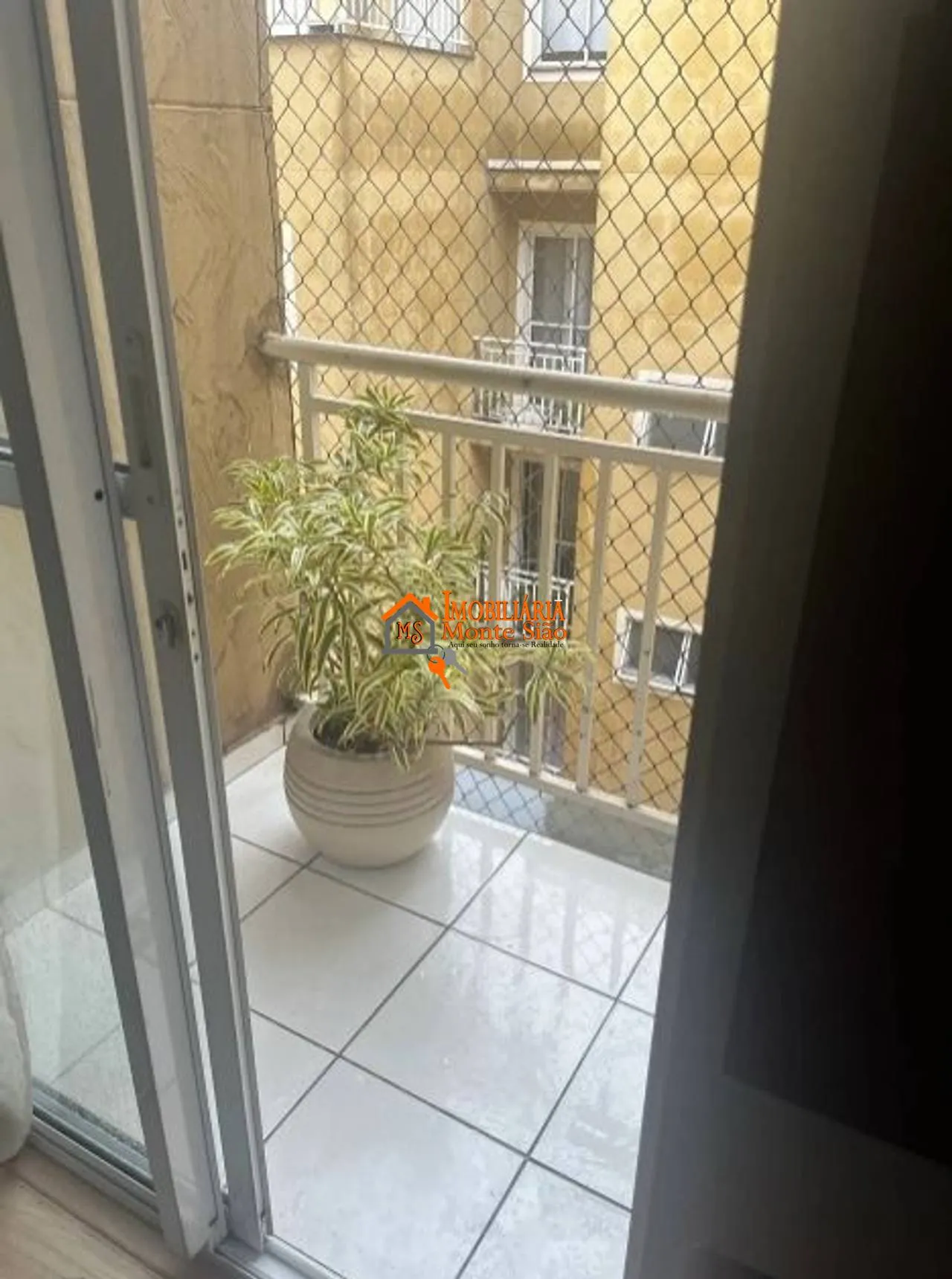 Imagem Apartamento Duplex com 2 dormitórios à venda, 84 m² por R$ 340.000,00 - Jardim Silvestre - Guarulhos/SP