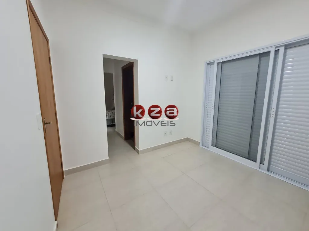 Imagem Casa à venda em Valinhos-SP: 3 quartos, 1 suíte, 2 salas, 3 banheiros, 2 vagas de garagem, 207,98m² no Jardim São Marcos!