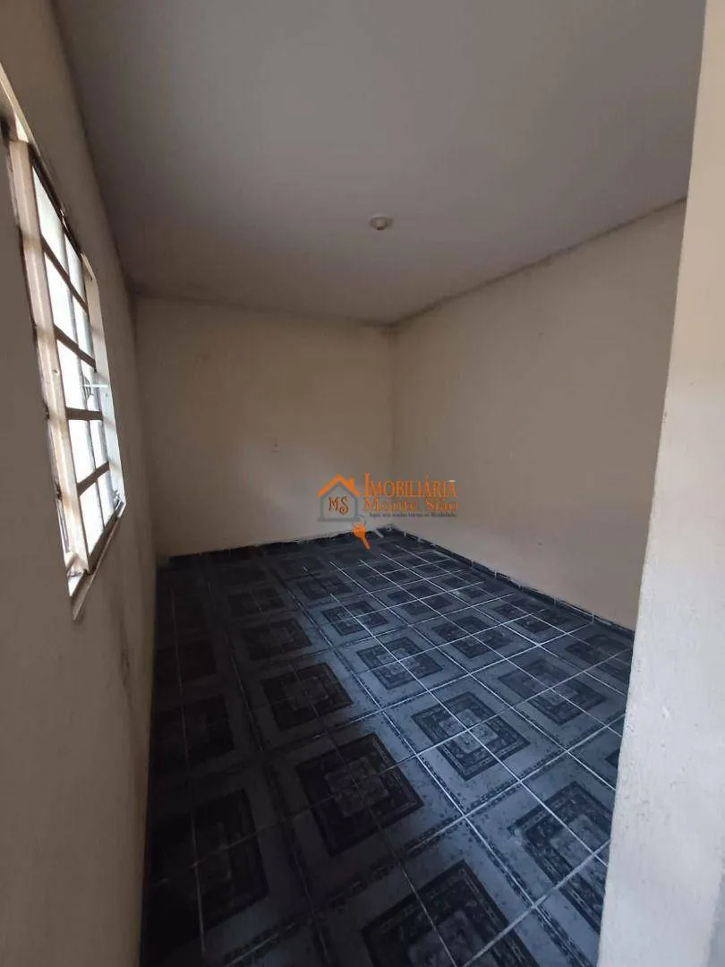 Imagem Casa com 6 dormitórios à venda, 150 m² por R$ 285.000,00 - Cidade Soberana - Guarulhos/SP