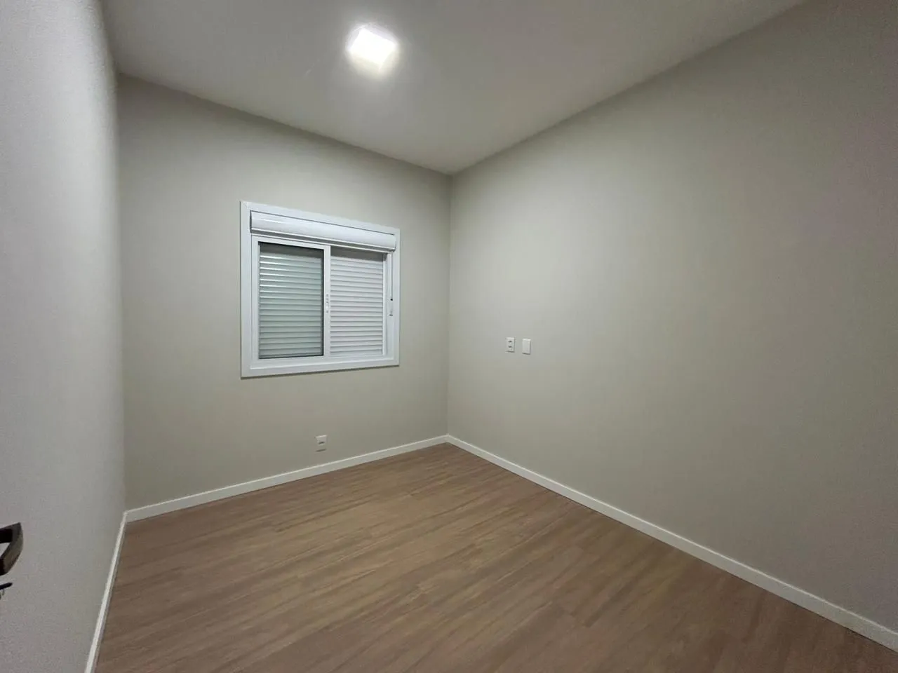 Imagem Casa Nova à venda no Loteamento Jardins!! 3 dormitórios,1 suíte, com um lindíssimo pôr do sol, uma casa confortável para a família !!