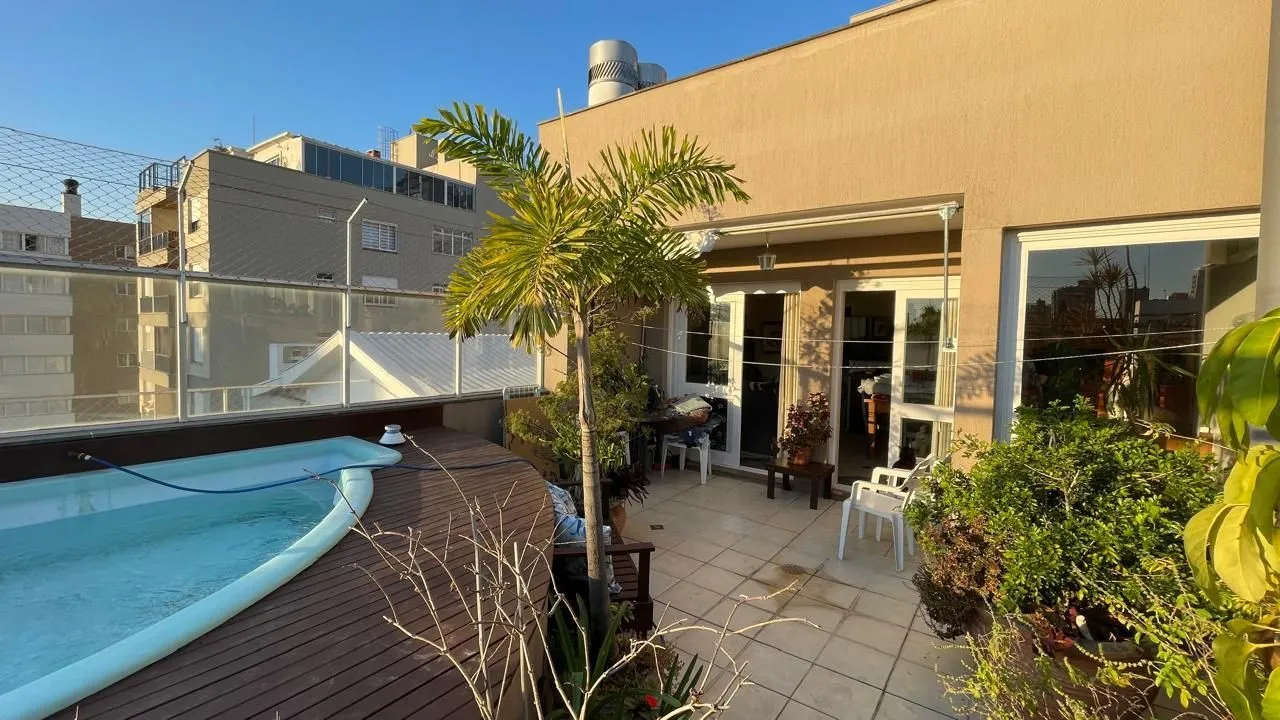 Imagem Cobertura duplex com piscina privativa, lareira e vista exclusiva