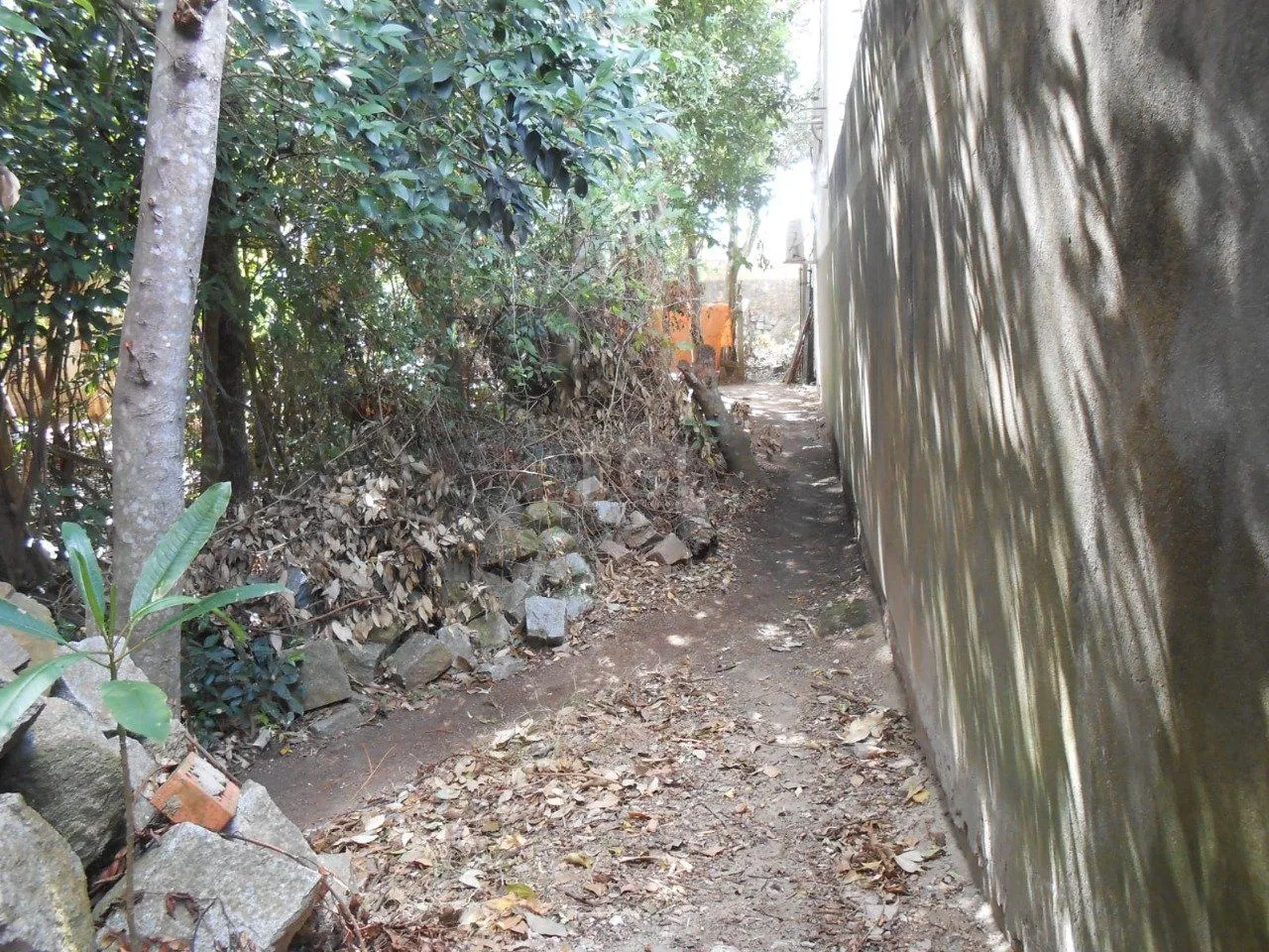 Imagem Terreno para Venda - 352m², 0 dormitórios, Serraria, Porto Alegre