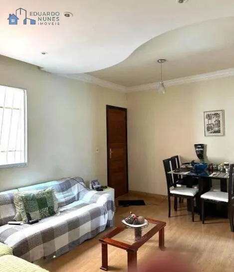 Imagem Apartamento 03 quartos com suíte e armários, vaga no Sagrada Família!!!!