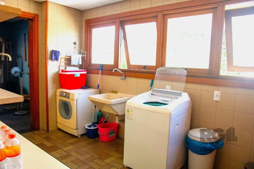 Imagem xcelente cobertura, 3 dormitórios, 1 suíte, (atualmente 3, ampliada suíte do casal),