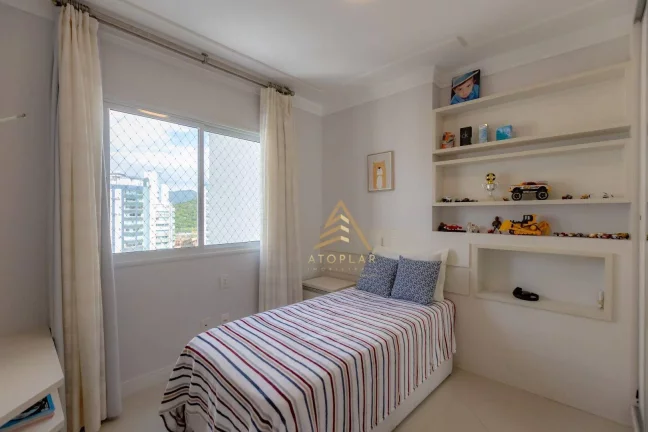 Imagem Apartamento com 3 dormitórios à venda, 131 m² por R$ 3.746.277,93 - Centro - Balneário Camboriú/SC