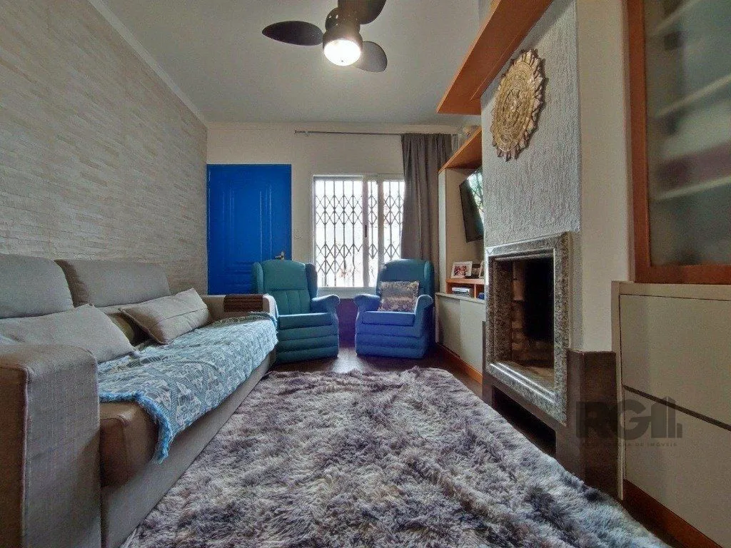 Imagem Casa 4 quartos no bairro Partenon, em Porto Alegre