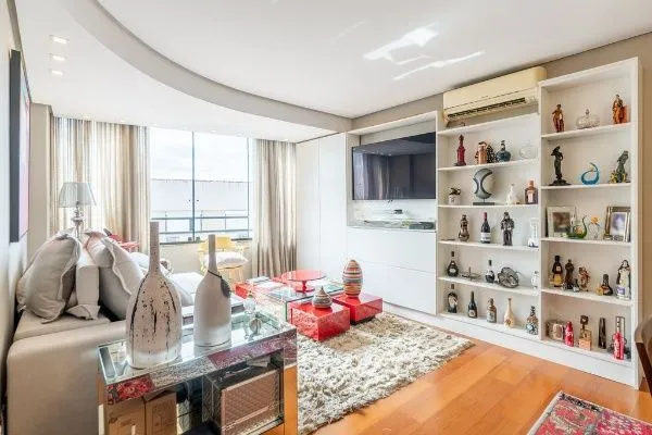 Imagem Vende-se apartamento com 3 quartos (1 suíte), 123m² e 2 vagas - Auxiliadora