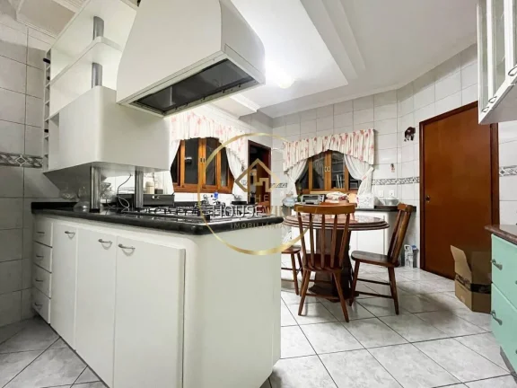 Imagem Casa Sobrado Alto Padrão para Locação, Aquarius, São José dos Campos.