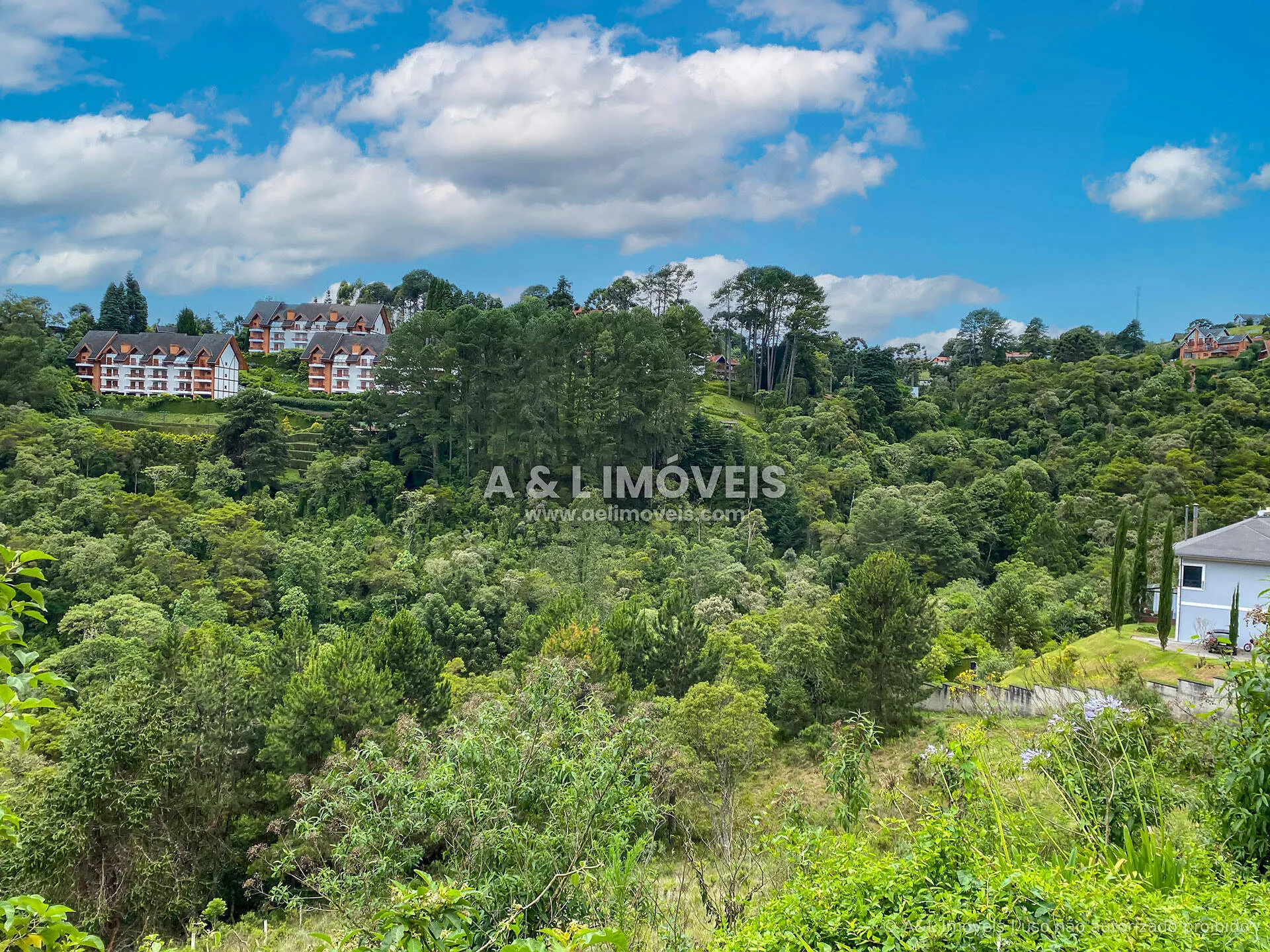 Imagem Terreno à venda no Alto do Capivari | cerca de 2.507 m²