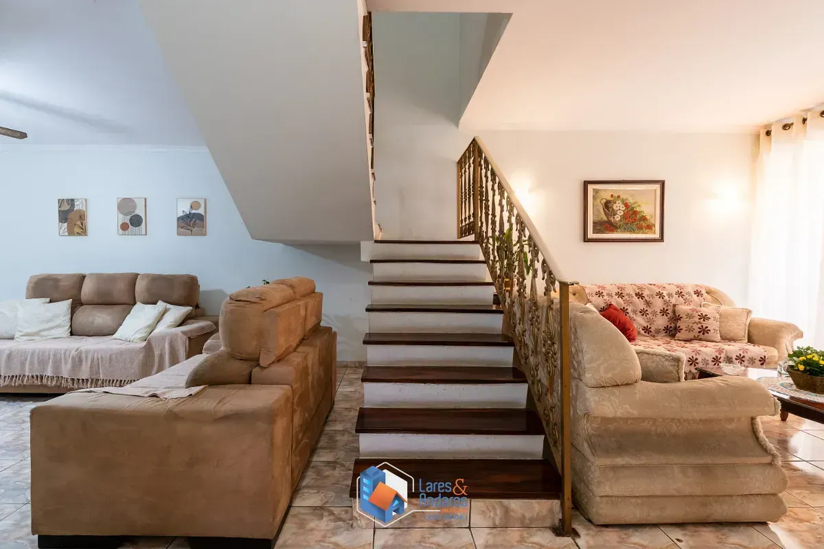 Imagem Casa para venda em Cidade Monções com 3 quartos, sendo 1 suíte, 165m²