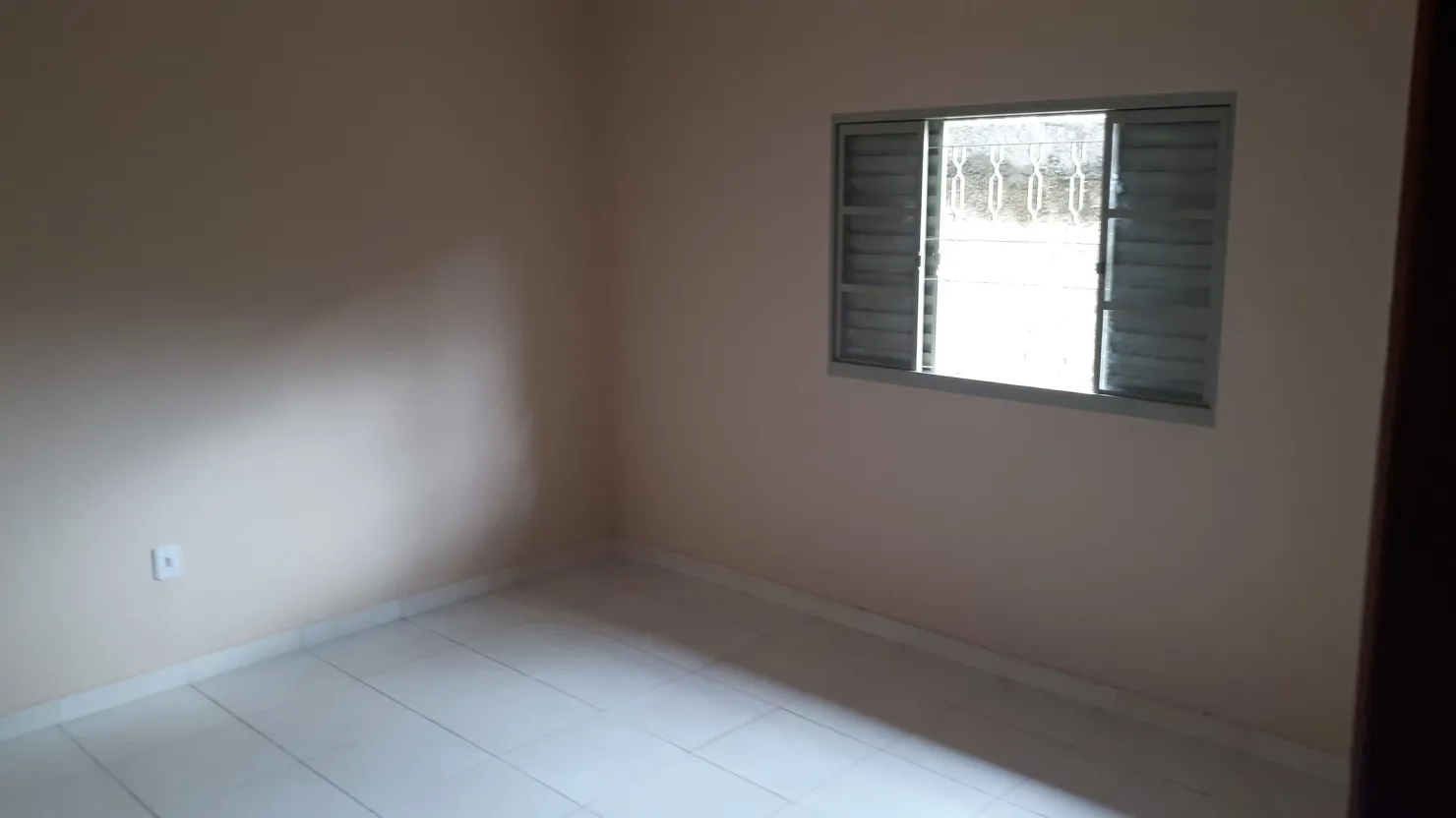 Imagem Casa à venda 2 Quartos, 2 Vagas, 210M², Vila São João, Pindamonhangaba - SP