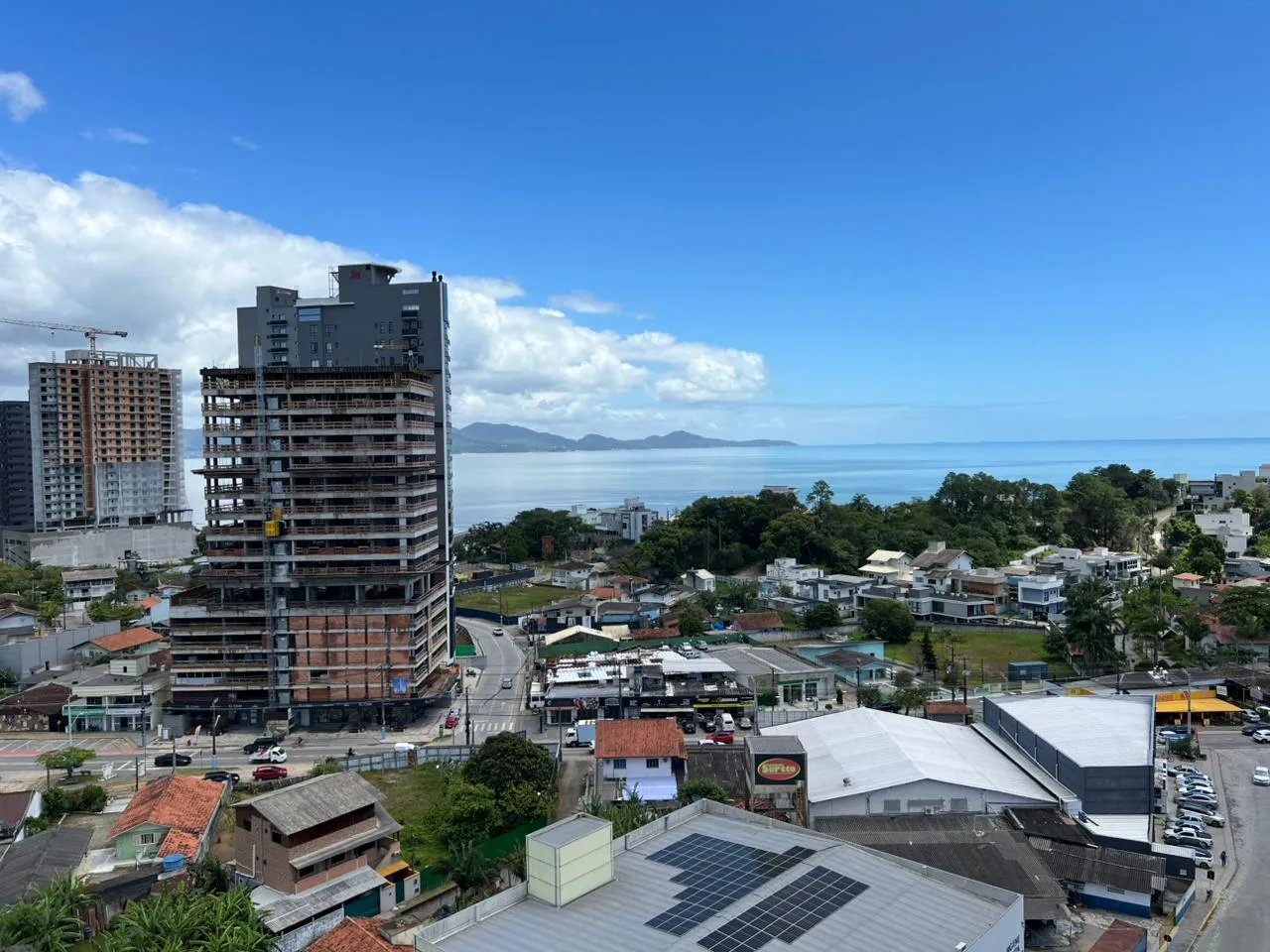 Imagem Apartamento com vista para o mar à venda com 80.52m2 por R$ 1.075.000,00