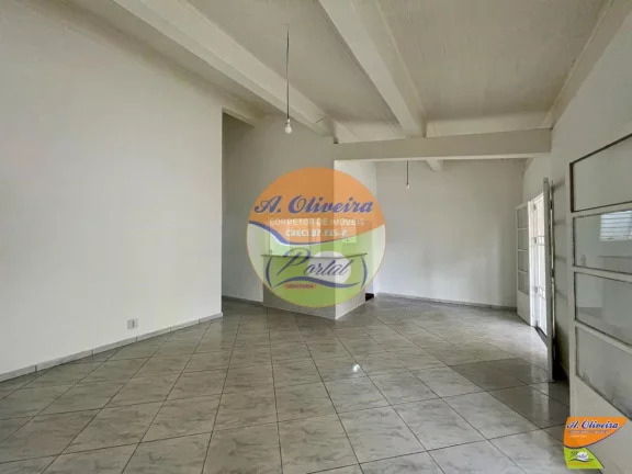 Imagem Linda Casa 04 Dormitorios ( sendo 02 suites ) Centro