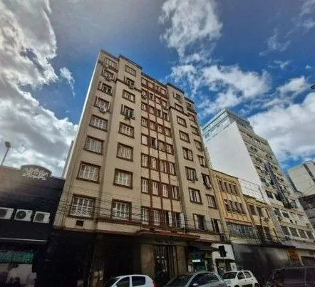 Imagem Apartamento no Centro de 3 dormitórios DESOCUPADO