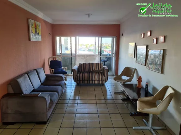 Imagem Apartamento Amplo, ventilado e bem localizado no Bairro de Fátima.