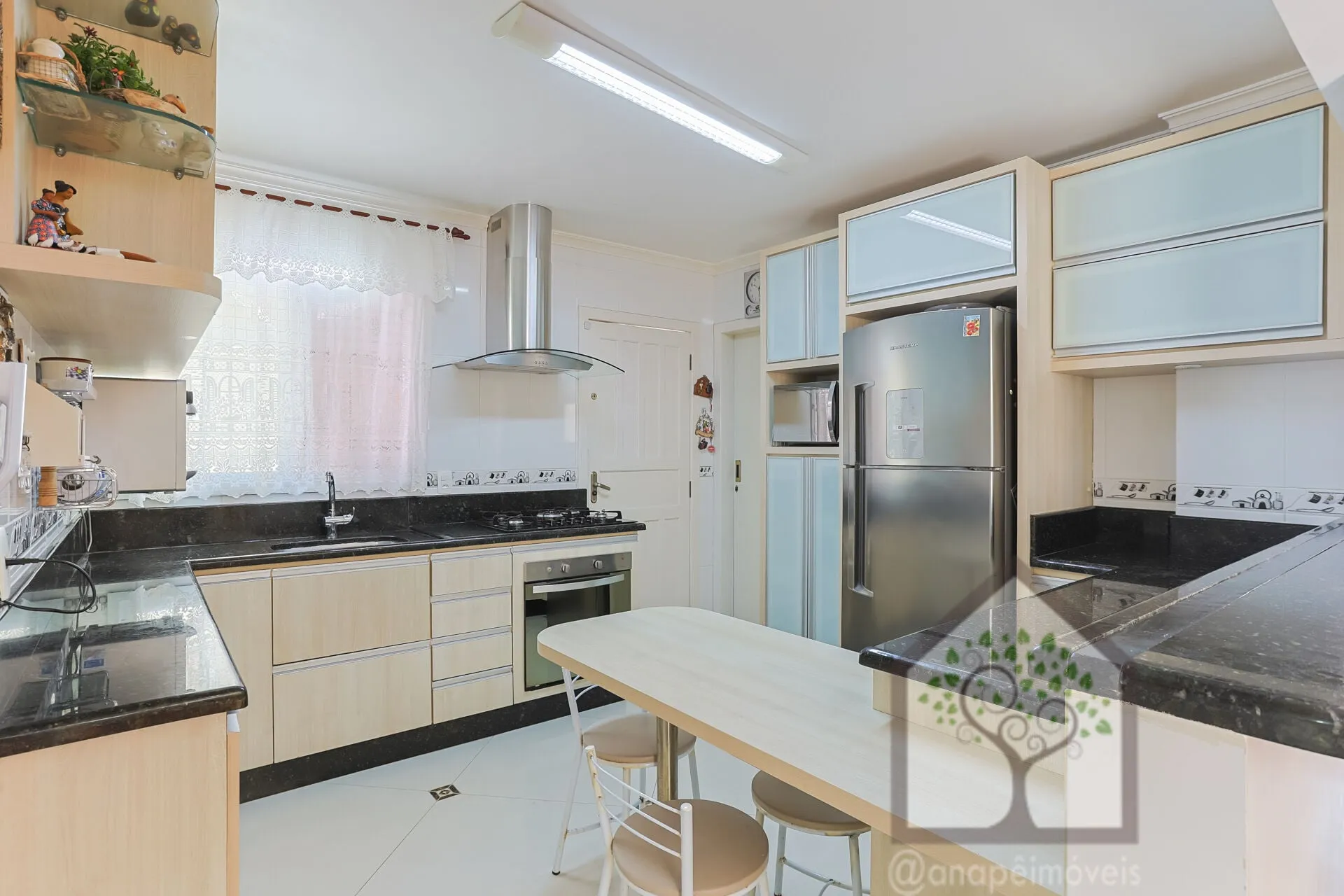 Imagem Casa com 4 quartos à venda na Trindade