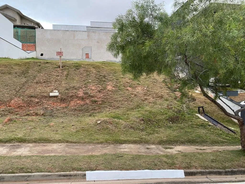 Foto do imóvel Terreno à venda no Condomínio Residencial Castanheiras com 385m² em JARDIM GUADALAJARA, SOROCABA - SP
