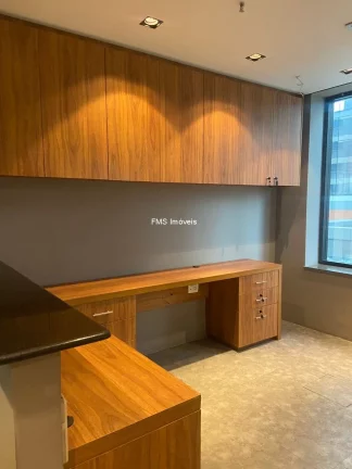 Imagem Conjunto comercial com 360m² no Itaim Bibi.