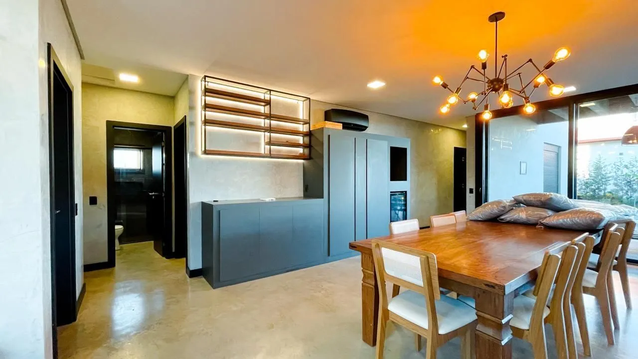 Imagem Casa de condomínio à venda em Torres, Centro, com 4 quartos, 221.55m2