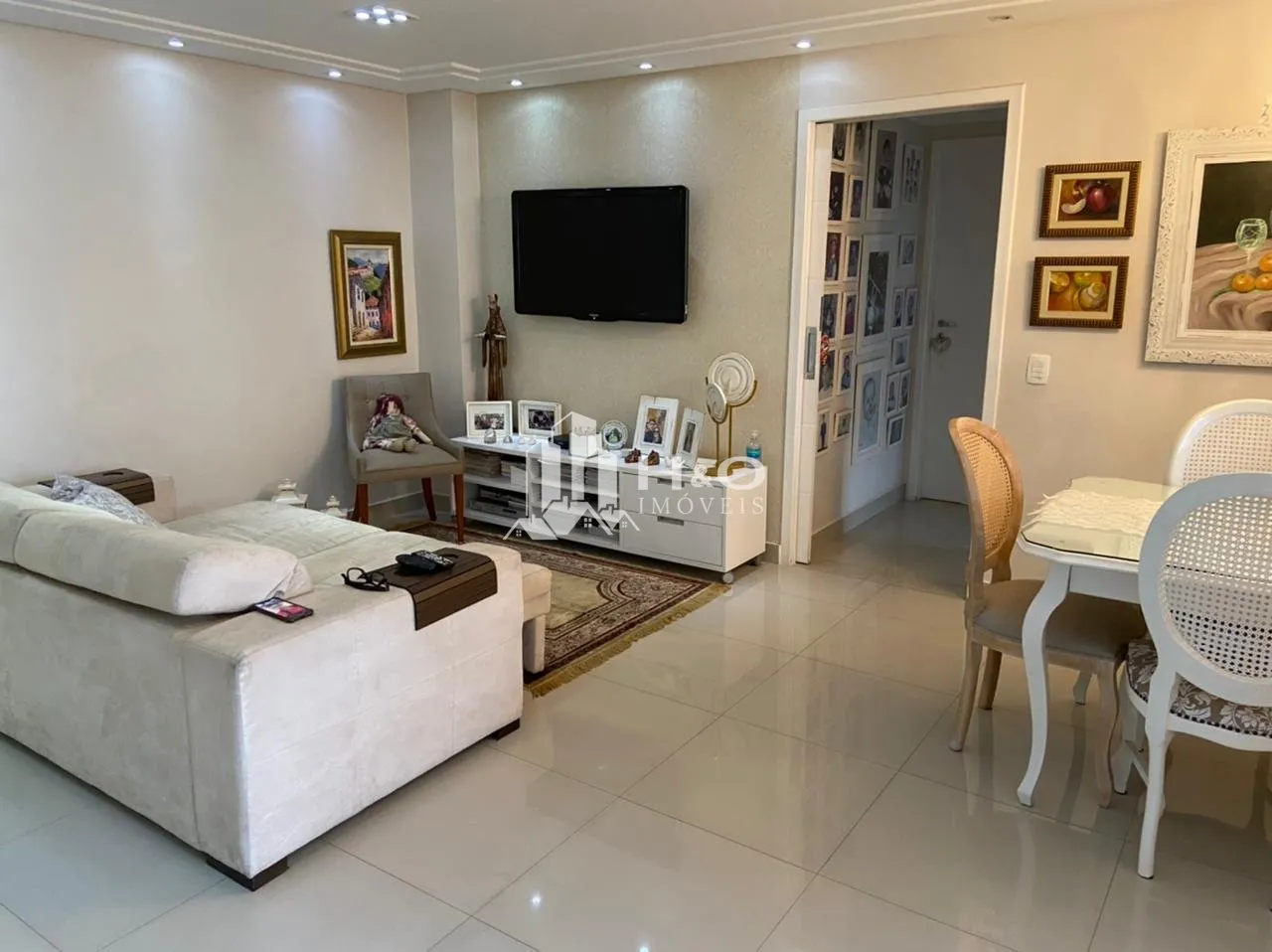 Imagem Apartamento Alto Padrão à Venda por R$ 1.650.000,00 | 107m² | 3 Dormitórios | 2 Suítes | 2 Vagas Fixas | Vista Livre