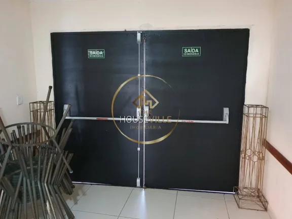 Imagem Salão Comercial à Venda, 740m², Vista Permanente para o Banhado, Sjc.