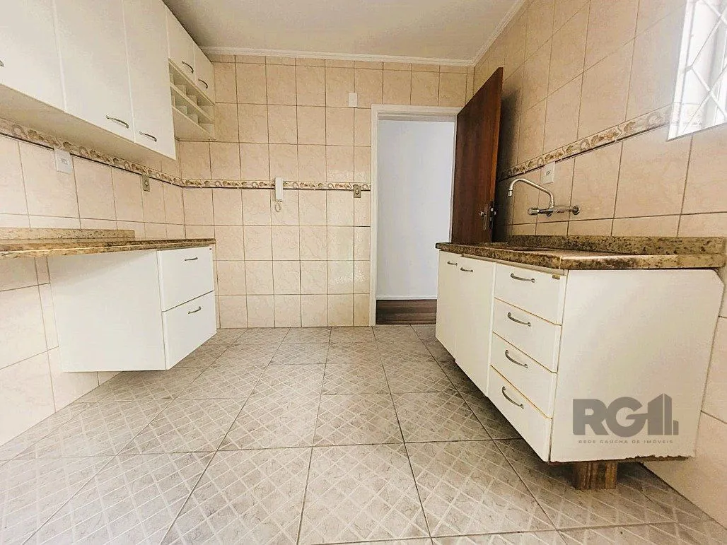 Imagem Excepcional apto. com excelente localização, na Rua Gomes Jardim 2 quartos com vaga.